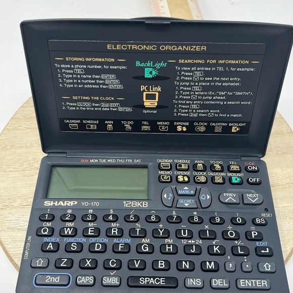 Sharp YO-170 Electronic Organizer 128KB – Untested – Battery Needed – Vintage PD - Picture 8 of 9
